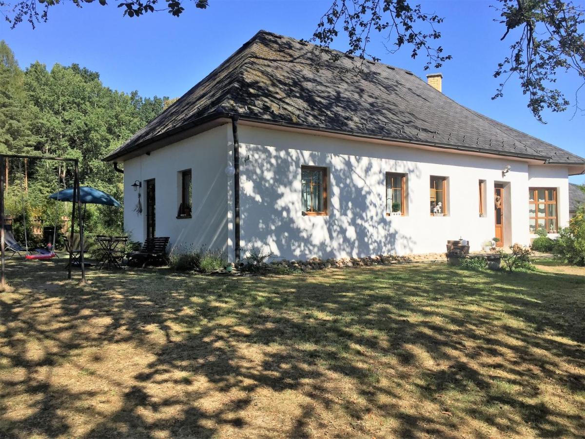 Ferienwohnung Apartman U Pamatneho Stromu Česká Lípa Exterior foto